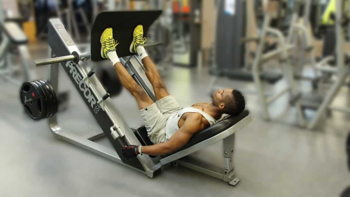 Ultimatives IRON KING Beinworkout