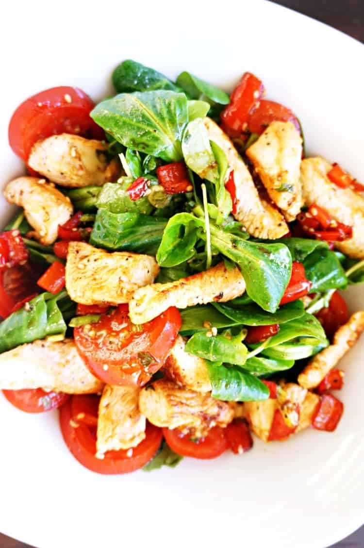 Putenstreifensalat mit Gemüse